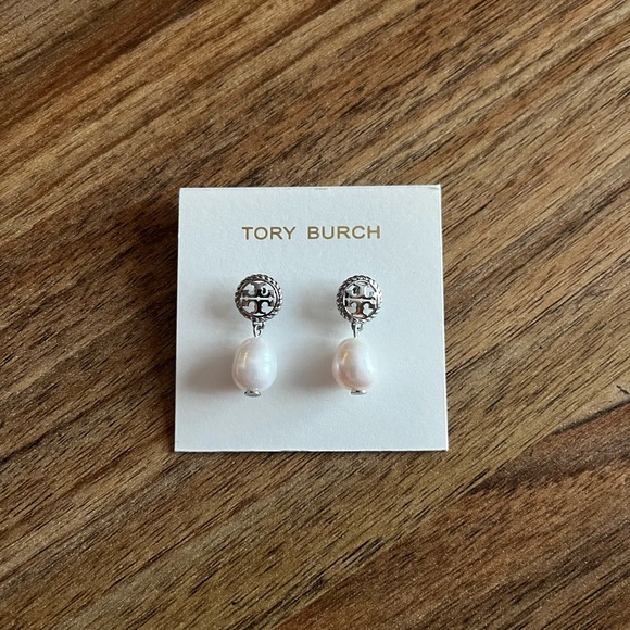 Never worn Tory Burch rope logo drop earrings - Picture 1 of 3